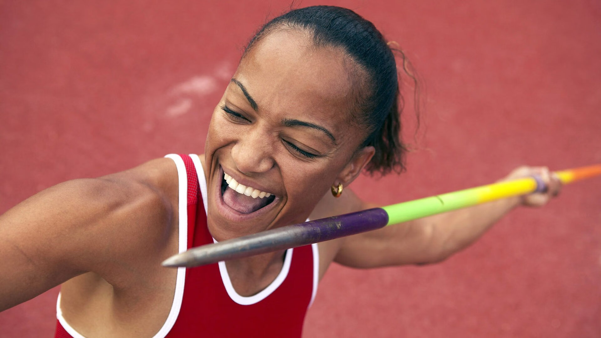 “腰旗美式橄榄球：新兴运动掀起激烈对决”